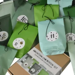 Adventskalender DIY - 24 Tüten zum selber Befüllen, grün