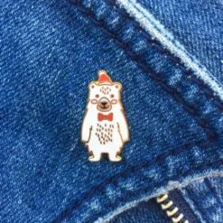 Ansteck-Pin Merry Christmas - Eisbär