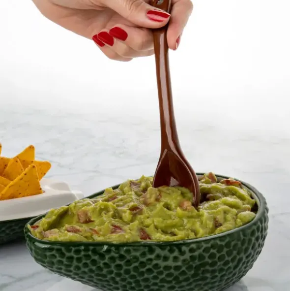 Avocado Bowl – Servierschale aus Keramik mit Löffel und Deckel
