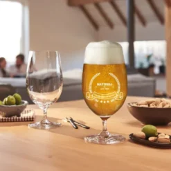 Bierglas graviert - GEREIFT mit Name und Geburtsjahr