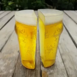 Bierglas in zwei Hälften - Share a Pint (2x 330 ml)