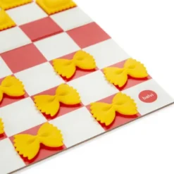 Brettspiel Checkeroli - Damespiel in der 