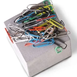 Büroklammernhalter / Magnetischer Block aus Beton
