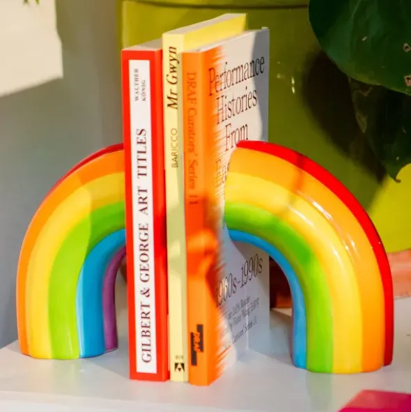 Buchstütze Regenbogen, Keramik