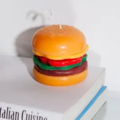 Dekokerze Burger-Optik – witzige 3D Kerze im Hamburger Design