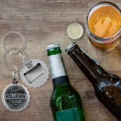 Flaschenöffner - Kronkorken Anhänger mit Spruch - Bier macht schön