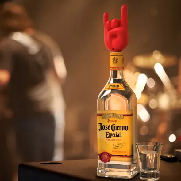 Flaschenverschluss & Ausgießer - Rock Hand