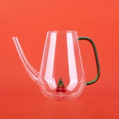 Glas Gießkanne 1 l mit integrierten Glas Kirschen im Inneren
