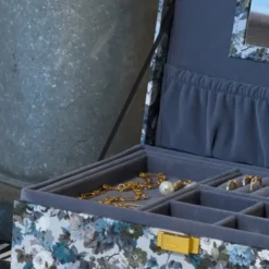Große Schmuckbox aus Stoff, braun mit weißem Blumenmuster – LIBERTY MORTIMER