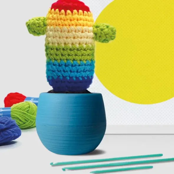 Häkelkaktus im Topf, DIY Häkel Set - Rainbow
