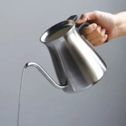 Kanne POUR OVER KETTLE 900 ml, weiß