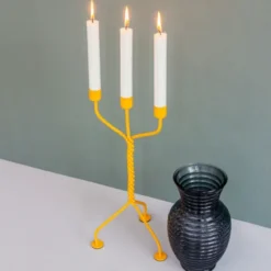 Kerzenleuchter TWISTED gelb