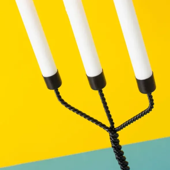 Kerzenleuchter TWISTED schwarz