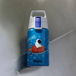 Kindertrinkflasche SHIELD ONE 0,5 l – Edelstahlflasche blau mit Weltraum-Motiv