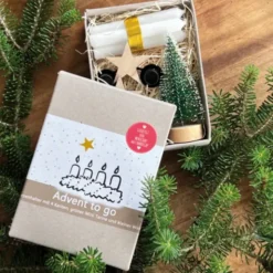 Mini Adventskranz to go – Kerzenhalter für 4 Kerzen mit Weihnachtsdeko