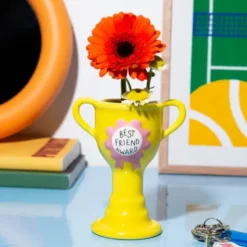 Minivase TROPHY 11,5 cm gelb – kleine Pokal Vase