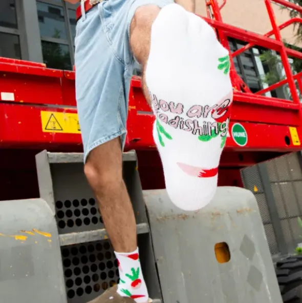Motivsocken Radieschen - Spruchsocken "You are radishing"