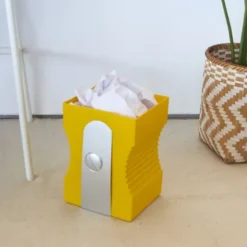 Papierkorb Spitzer - Sharpener Wastebasket, gelb