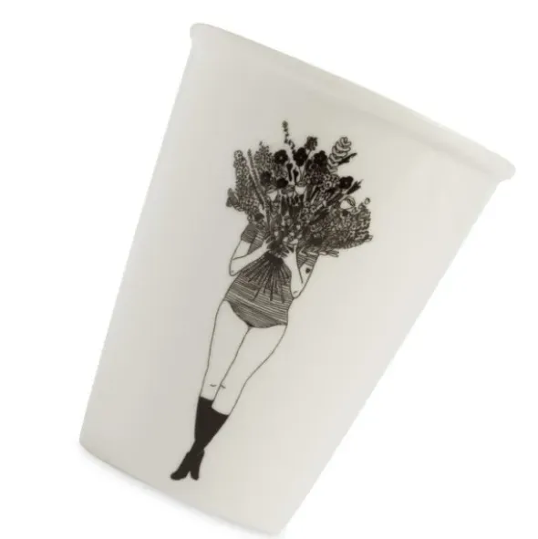Porzellanbecher weiß - Motiv Frau mit Blumenstrauß "Flower girl"