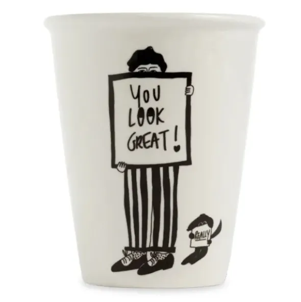 Porzellanbecher weiß - Motiv Mann mit Spruchschild "You look great!"
