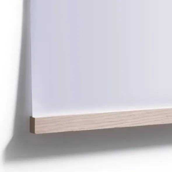 Posterleiste Holz 42 cm – magnetische Leiste aus Eichenholz (DIN A2)