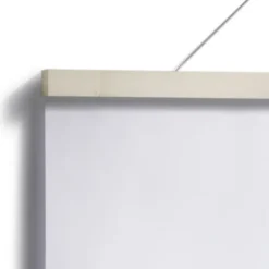 Posterleiste Holz 42 cm – magnetische Leiste aus Ahornholz (DIN A2)