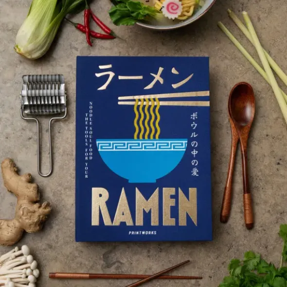 Ramen Set im Aufbewahrungsbuch 5-teilig – Nudelschneider, Ramenlöffel, Essstäbchen
