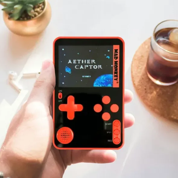 Retro Spielkonsole Super Slim - inkl. 300 Spiele