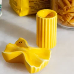 Salz- und Pfefferstreuer Set Farfalle & Rigatoni aus Keramik