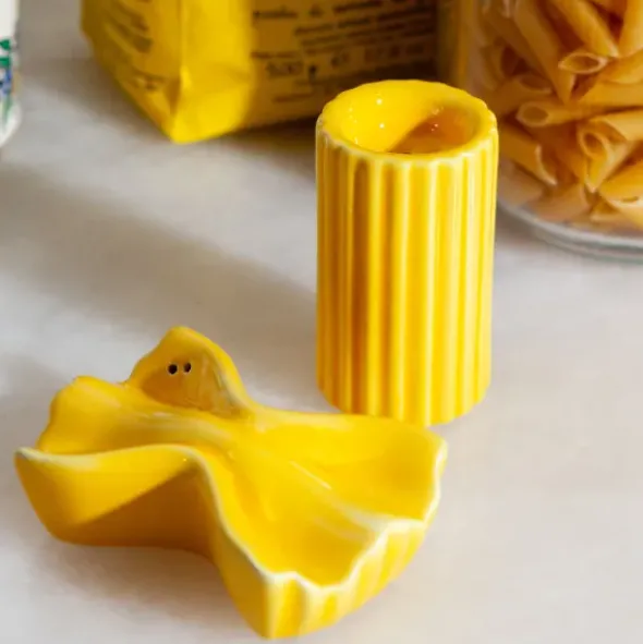 Salz- und Pfefferstreuer Set Farfalle & Rigatoni aus Keramik
