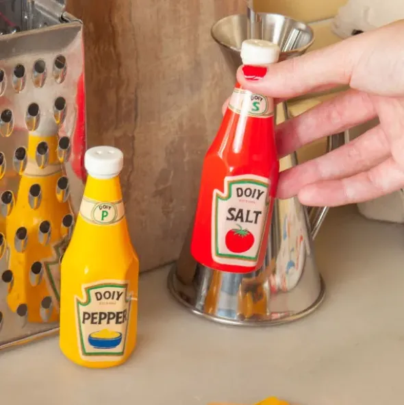 Salz- und Pfefferstreuer Set Keramik – Ketchup- & Mayo-Flasche