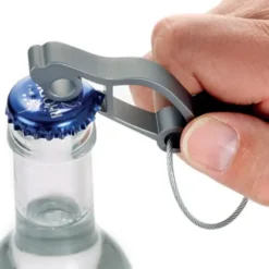 Schlüsselanhänger Auto mit Flaschenöffner FAST BOTTLE