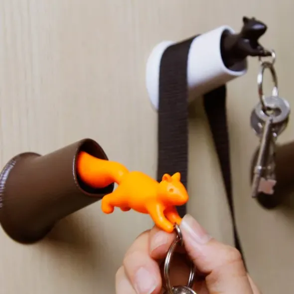 Schlüsselanhänger Eichhörnchen SQUIRREL KEYRING grün-weiß