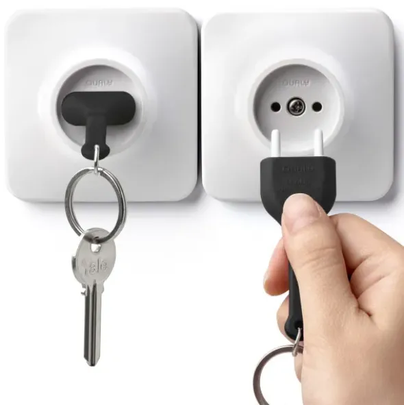 Schlüsselanhänger Steckdose Unplug schwarz