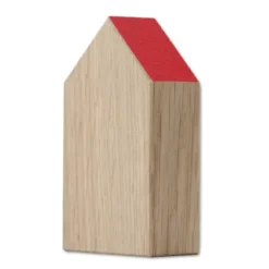 Schlüsselhalter magnetisch in Hausform – Schlüsselhaus Magnetic aus Eichenholz mit rotem Dach