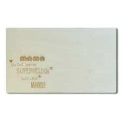 Schneidebrett mit Gravur MAMA + Namensgravur, 30 x 18 cm