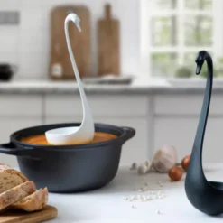 Schöpflöffel Schwan - Suppelkelle SWANKY schwarz
