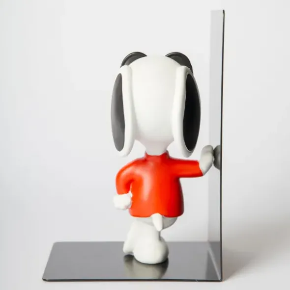 Snoopy Buchstütze Joe Cool – Peanuts Bücherhalter schwarz mit Snoopy Figur