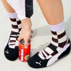 Socken Cola Dose - Getränkedose mit 1 Paar coole Socken, Einheitsgröße