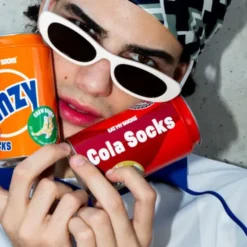 Socken Cola Dose - Getränkedose mit 1 Paar coole Socken, Einheitsgröße