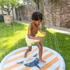 Sprinkler Wasserspielmatte Kinder 150 cm, Hai-Motiv.