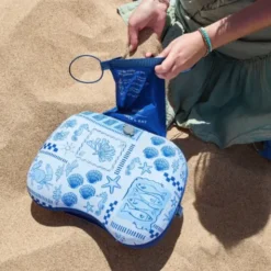 Strandkissen aufblasbar 35 x 27 cm mit Meeresmuster – mit Staufach & Zusatzbeutel zur Beschwerung