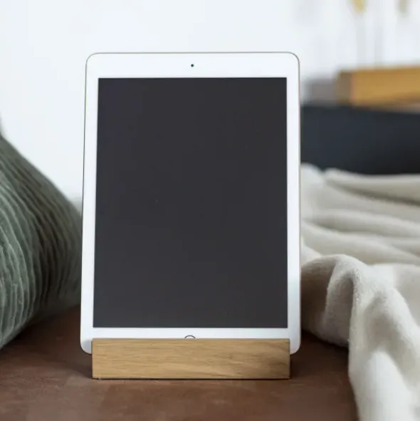 Tablethalter aus Eichenholz – Tabletständer aus Holz