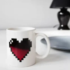 Tasse mit Herz Wechselmotiv - Morph Mug PIXEL HEART - Wärmeeffekt