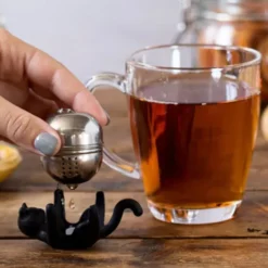 Teesieb Katze, Cattea