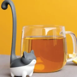 Teesieb Katze, Tee-Ei Loui