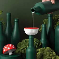Trichter aus Silikon im Fliegenpilz Design 7,5 cm – MAGIC MUSHROOM