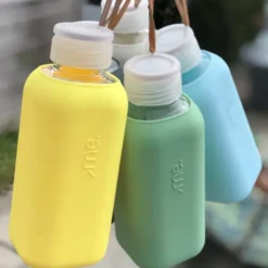 Trinkflasche Glas/Silikonhülle 0,6 l, mint green (mintgrün)