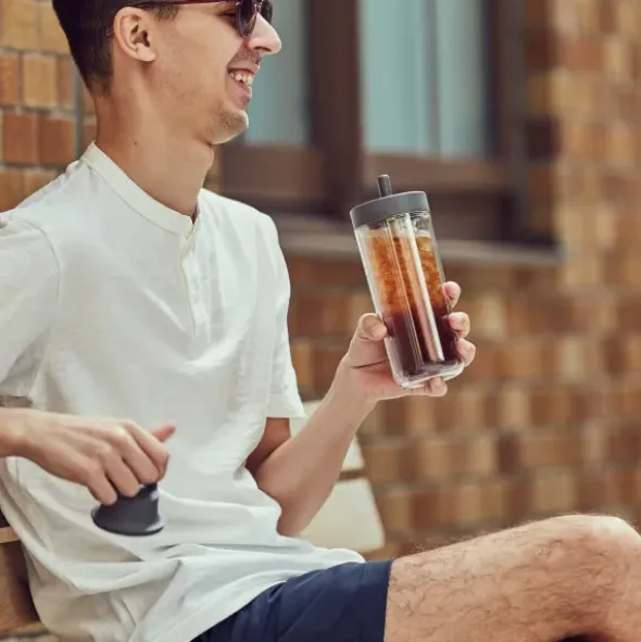 Trinkflasche mit Strohhalm 480 ml doppelwandig, weiß