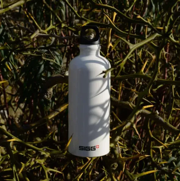 Trinkflasche TRAVELLER 0,6 l weiß